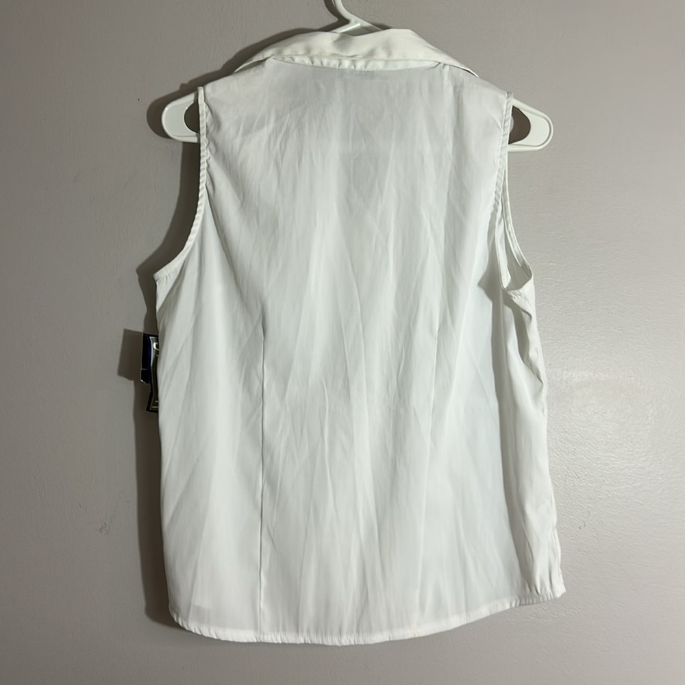 White Sleeveless Zip-Up Top size M NWT - Picture 4 of 5
